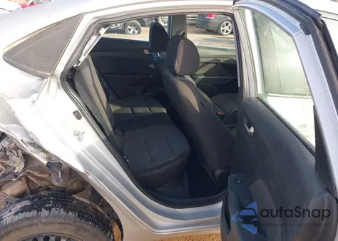 2021 Hyundai Accent Se из США, поврежденный, VIN 3KPC24A62ME138704